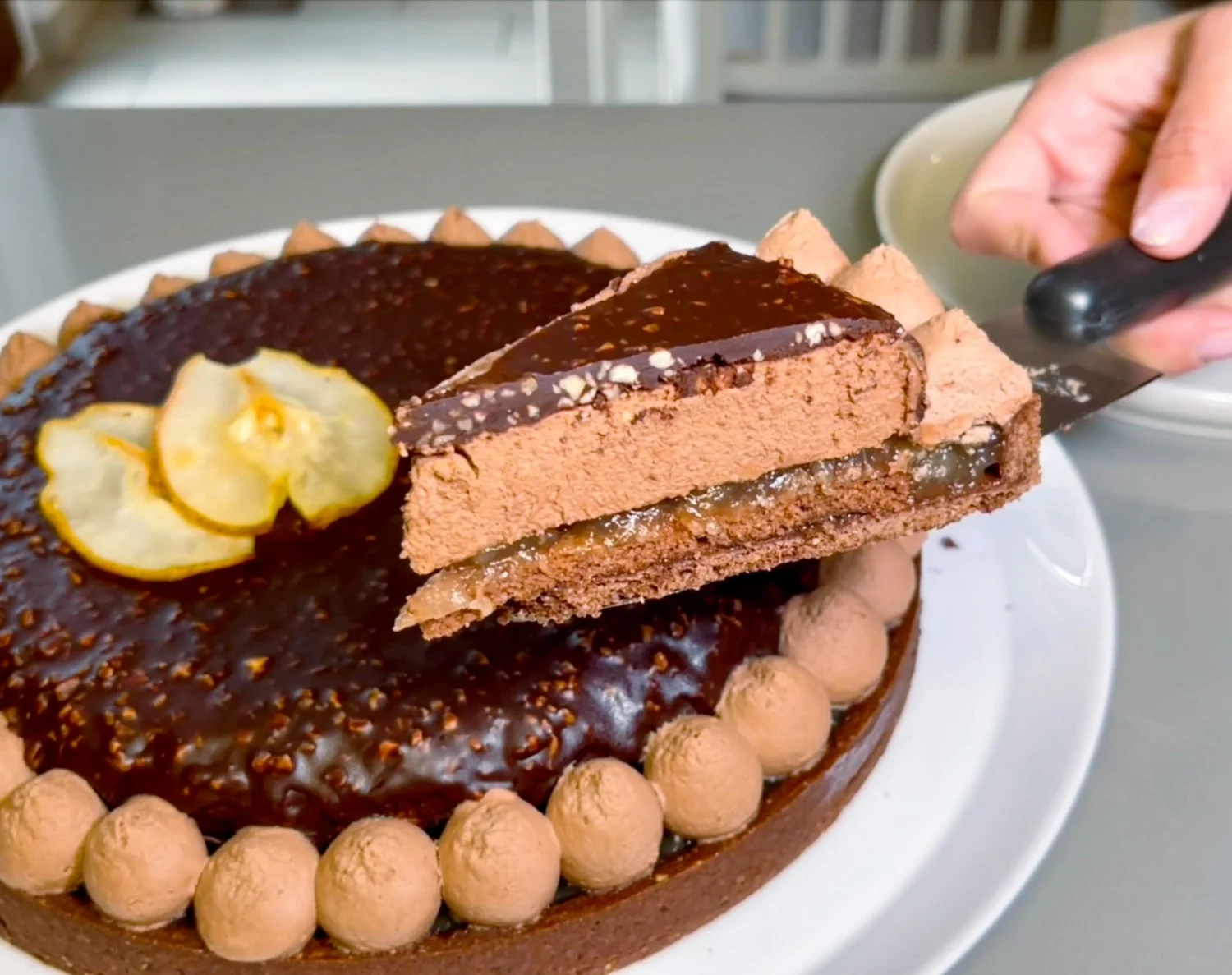 Ricetta crostata moderna pere e cioccolato — Color Lampone