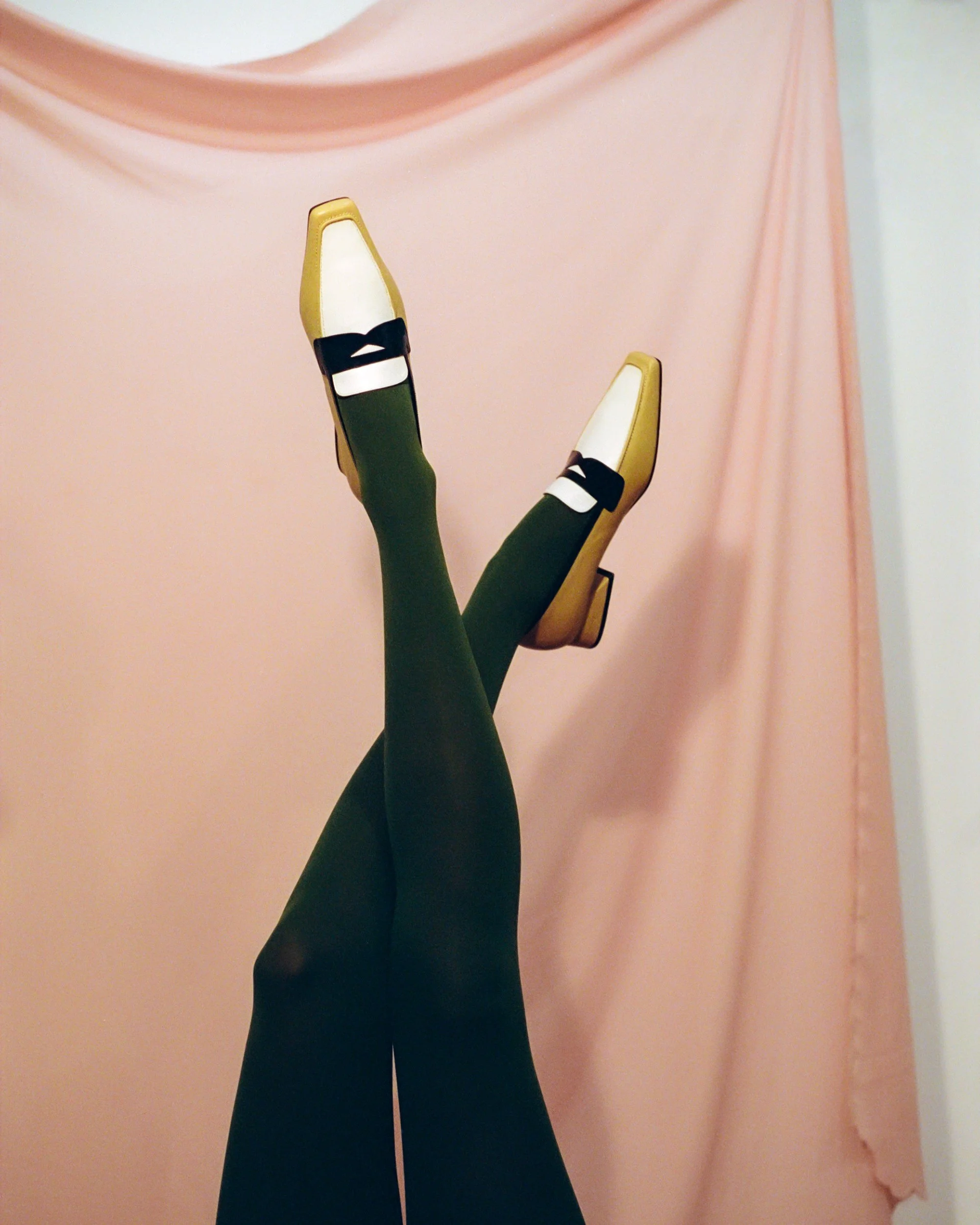 O'Donnell-Meg_tights-and-shoes-11.jpg