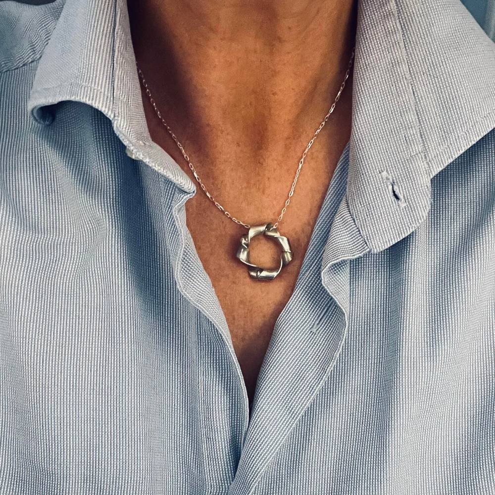 erJLondon-Twisted-Necklace.jpg