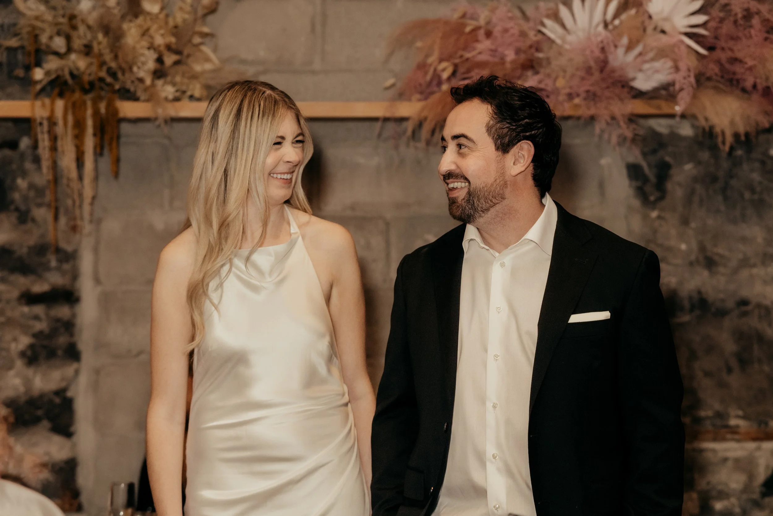 TaraAndKeithWeddingHL-29.jpg