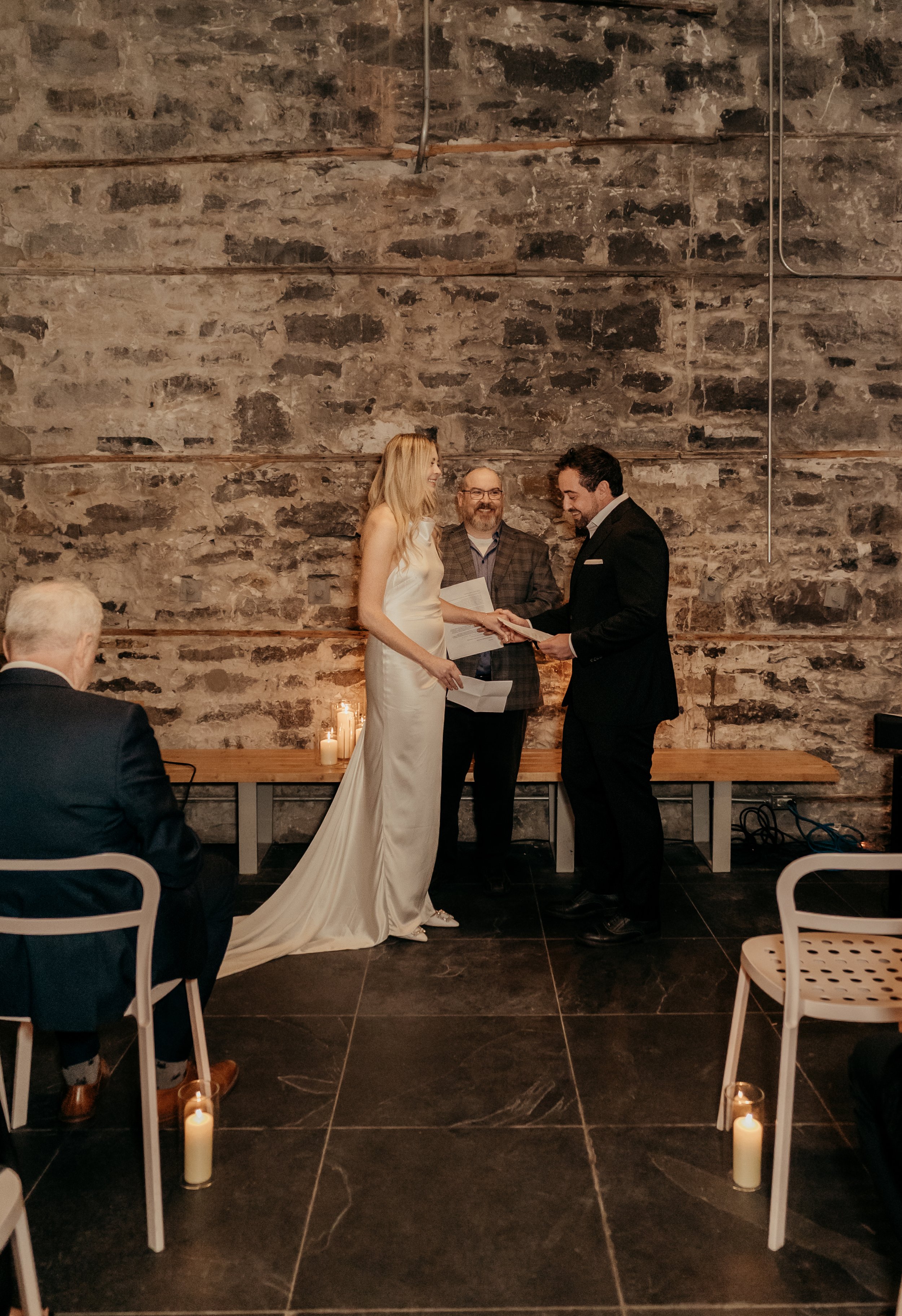 TaraAndKeithWeddingHL-19.jpg