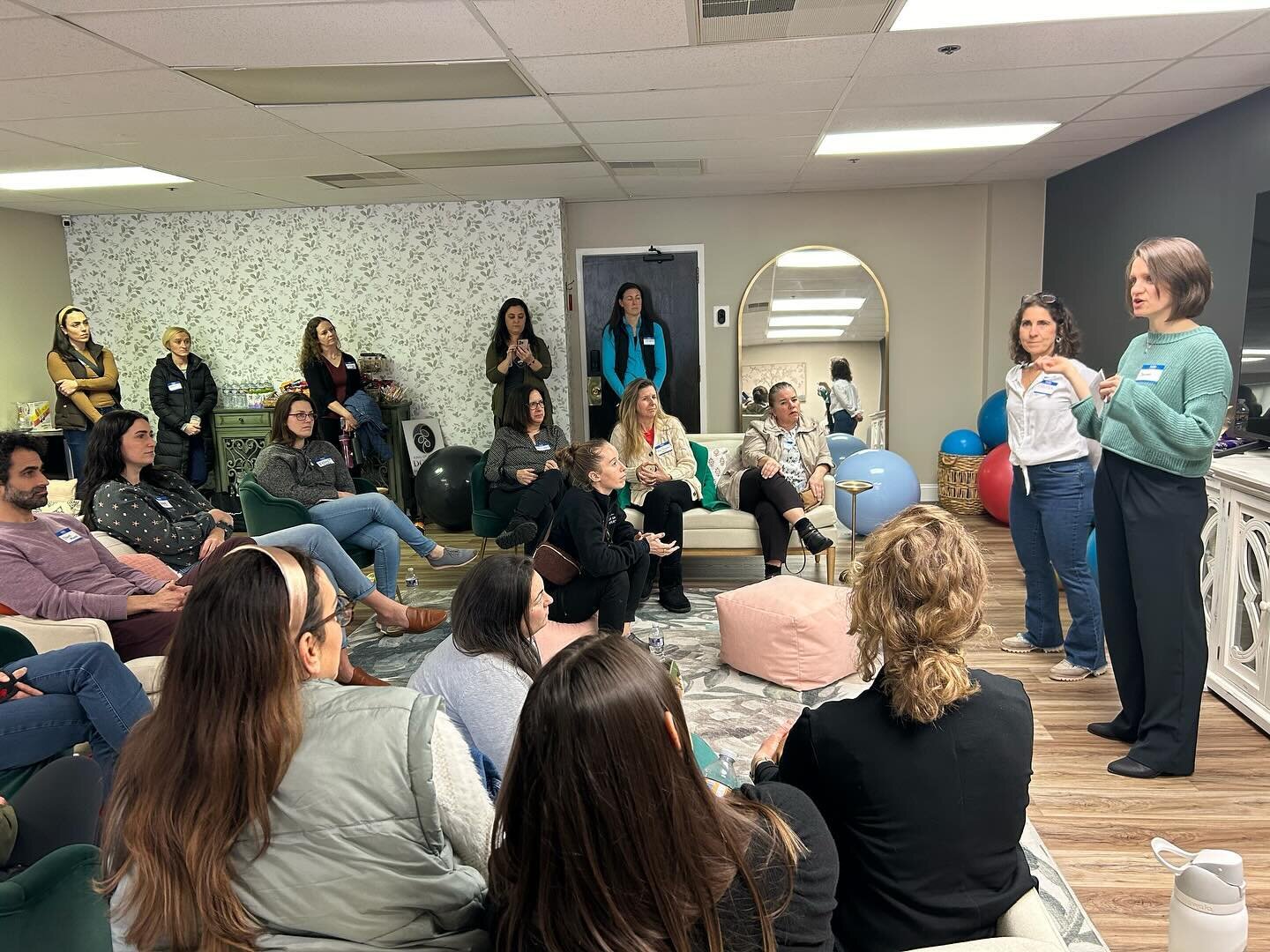 We had a great meeting yesterday! Thank you to Lacey Morgan, owner of @kopdoulas, for hosting and presenting! Thank you to all our members who attended and all the wonderful ideas that have been sparked through this meeting. We are so grateful for ea