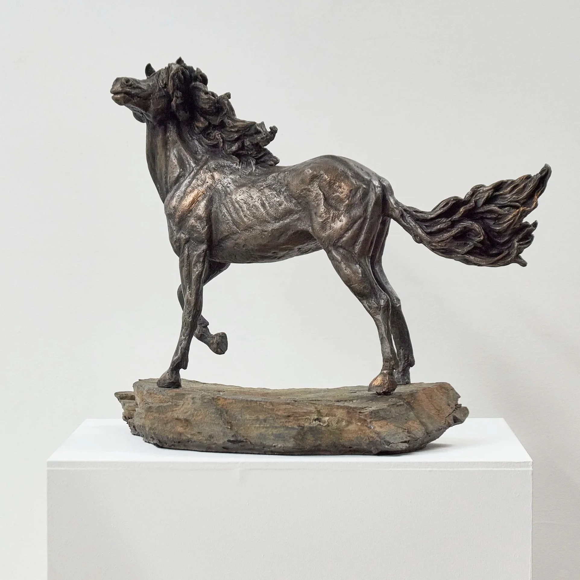 220325_MUMSCULPTURES_1469.jpg