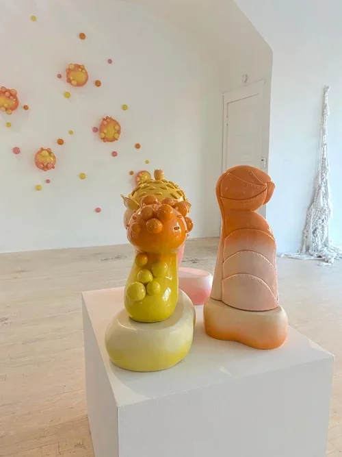 Feminity, Memories & Allegories_images_19.webp