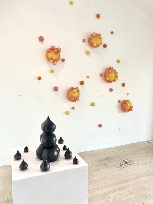 Feminity, Memories & Allegories_images_20.webp