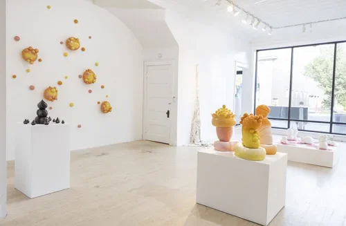 Feminity, Memories & Allegories_images_01.webp