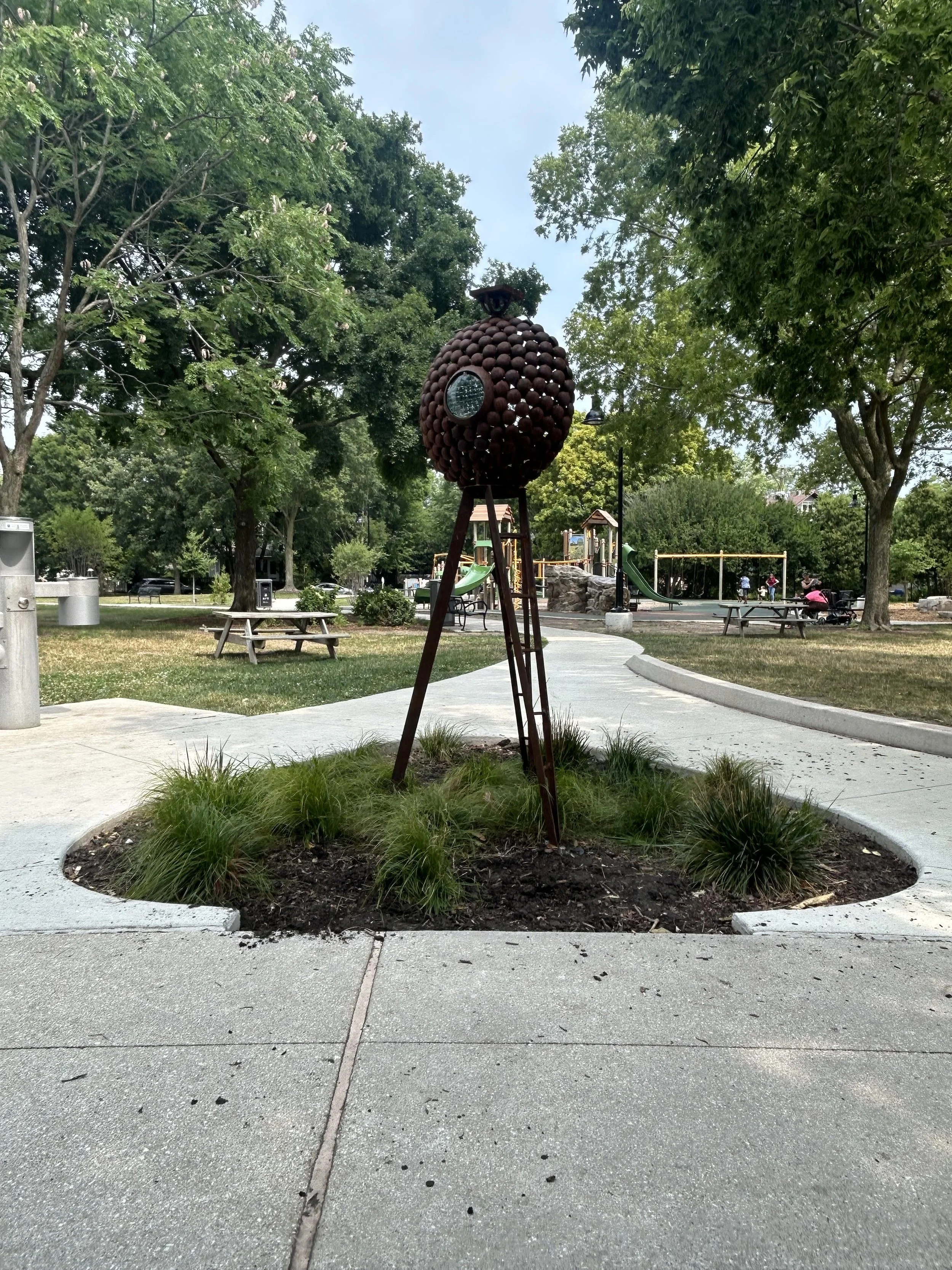 2026-2028 Exhibition Season:
Independence Park: "The Martians are Coming" by Howard Russon, Powder-coated steel, Cast glass and brazed steel, 87 x 30 x 27 in.