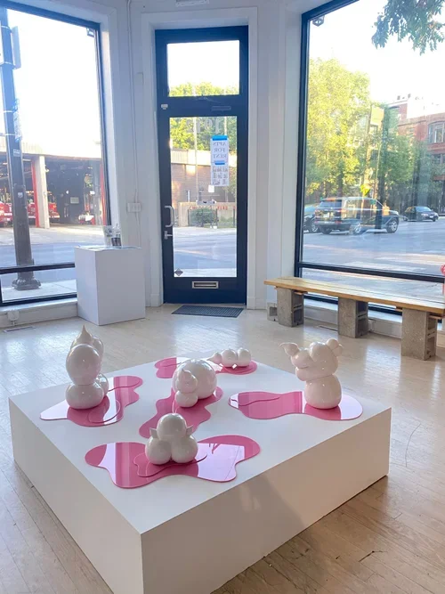 Feminity, Memories & Allegories_images_23.webp