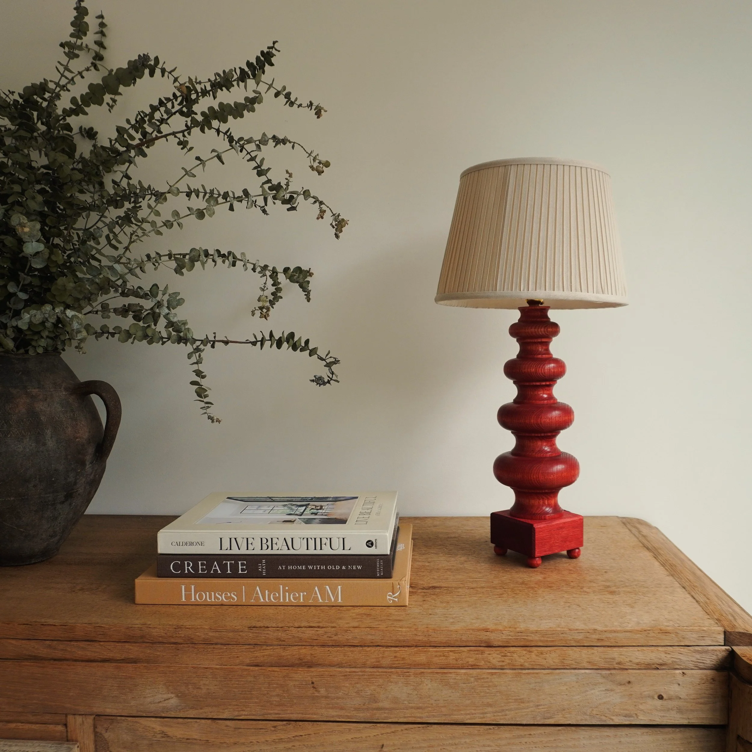 Vera Lamp - Red