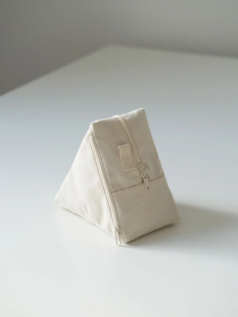 TYTKA Triangle Pouch