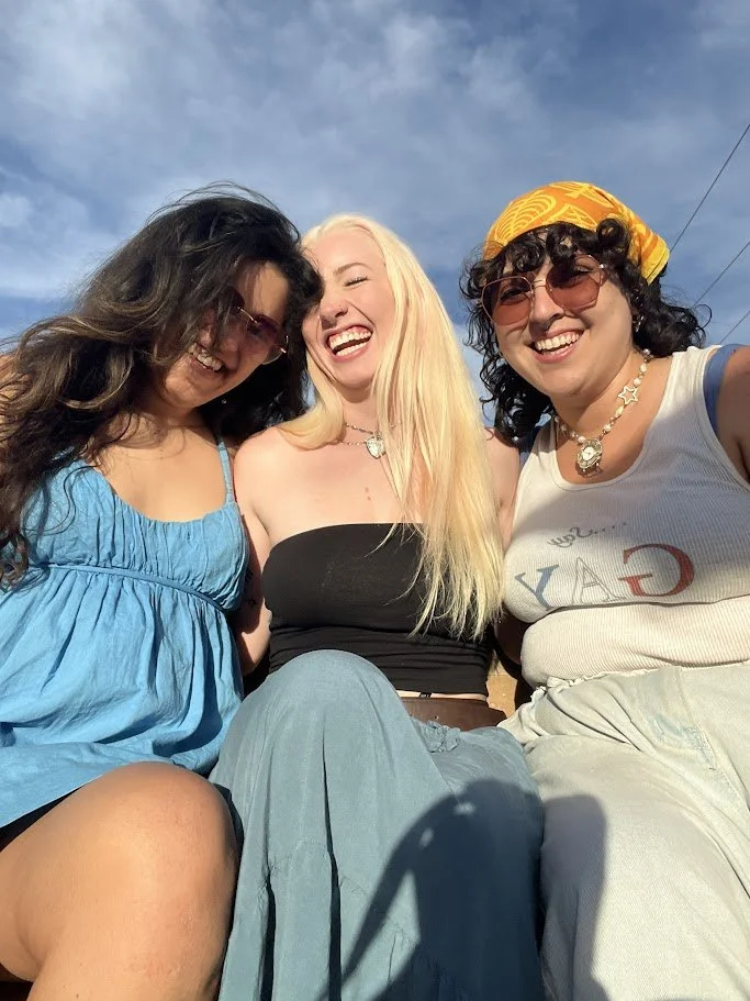 3 Dum Dums in the Desert