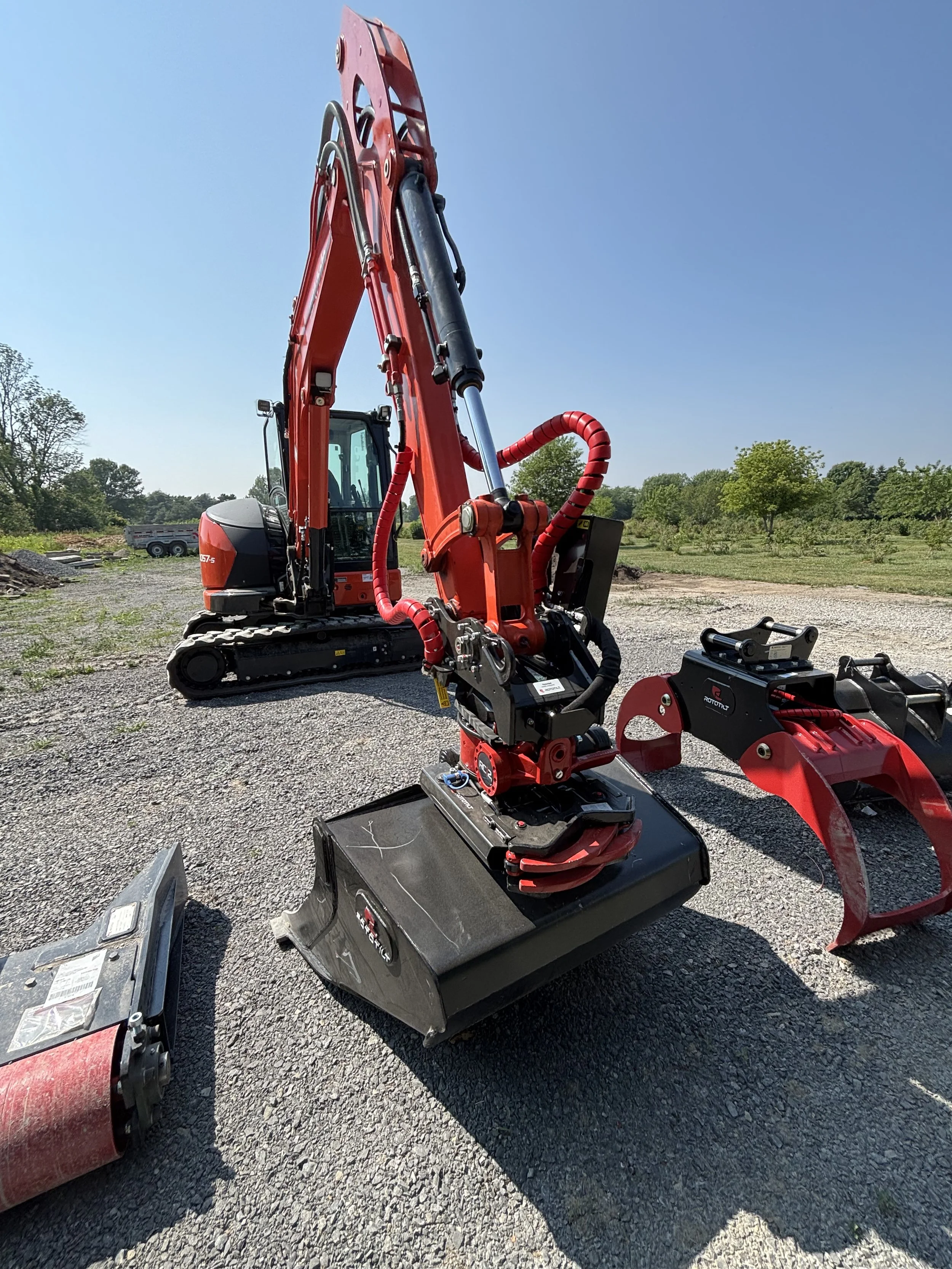 The right tool for the job, every time.  With our Rototilt system and various attachments we are able to be smooth and efficient, no matter the project.