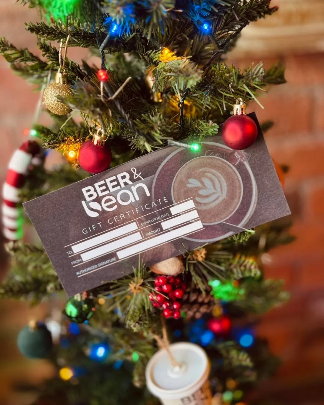 Gift cards: because you care, but you're also really bad at choosing gifts 🎁 Also, our locally roasted coffee bags are the perfect stocking filler for the caffeine lover in your life ☕️