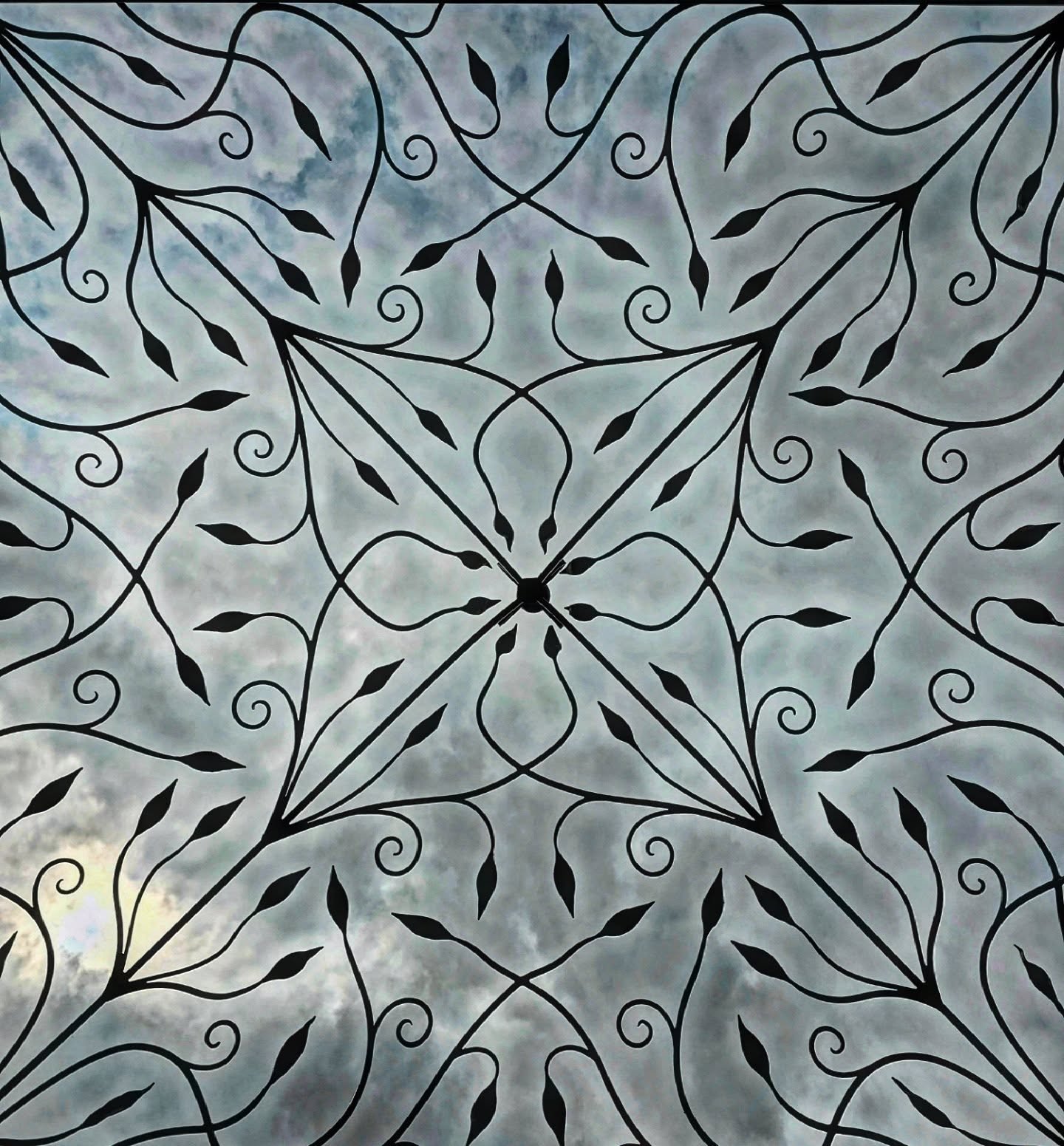 Beautiful piece by Arcangel designed to create a new focal point in this garden.#gardendesign #pergola #classical #pattern #bespokemetalwork