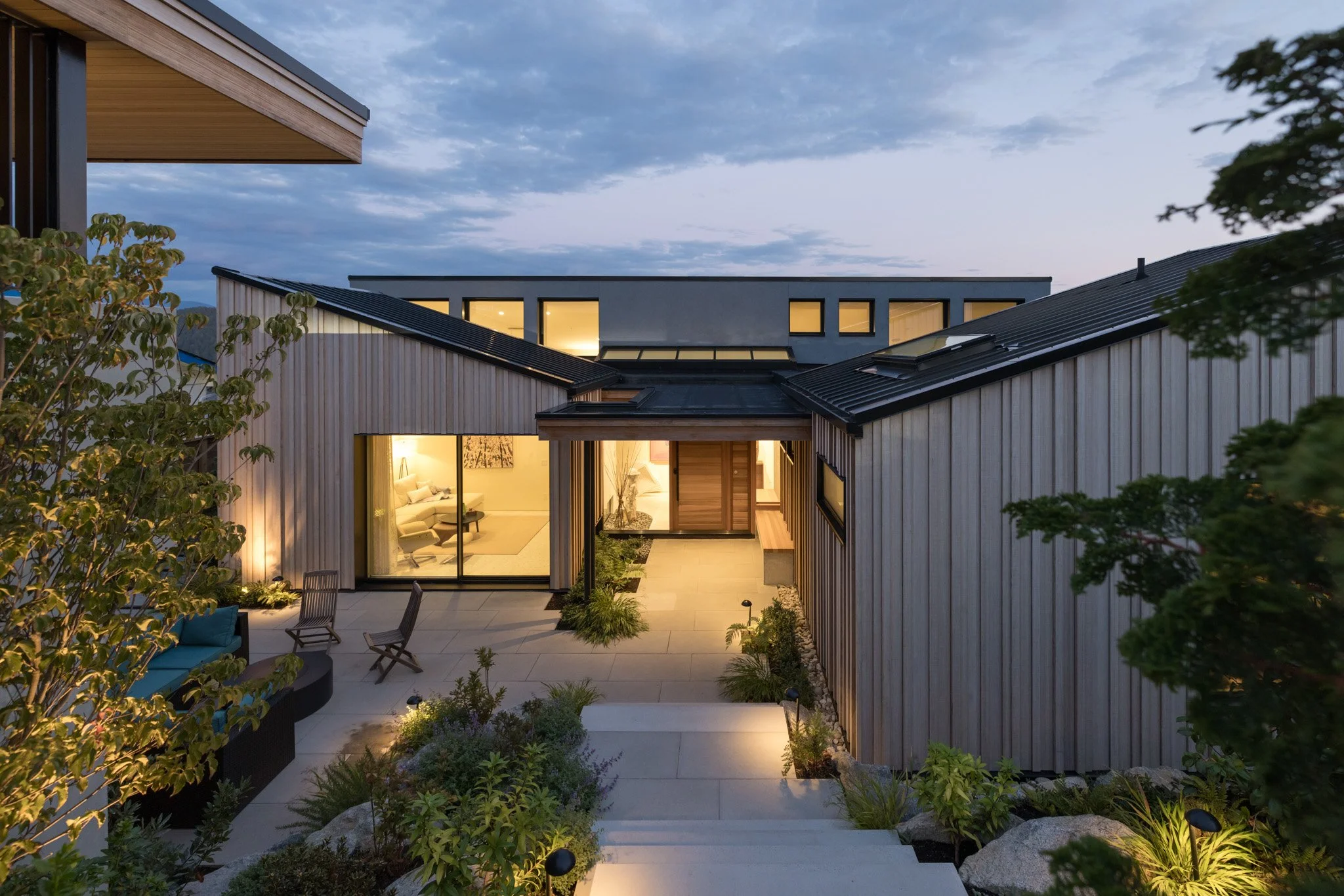 human-nature-landscapes-contemporary-landscape-design-gibsons-bc-8.jpg