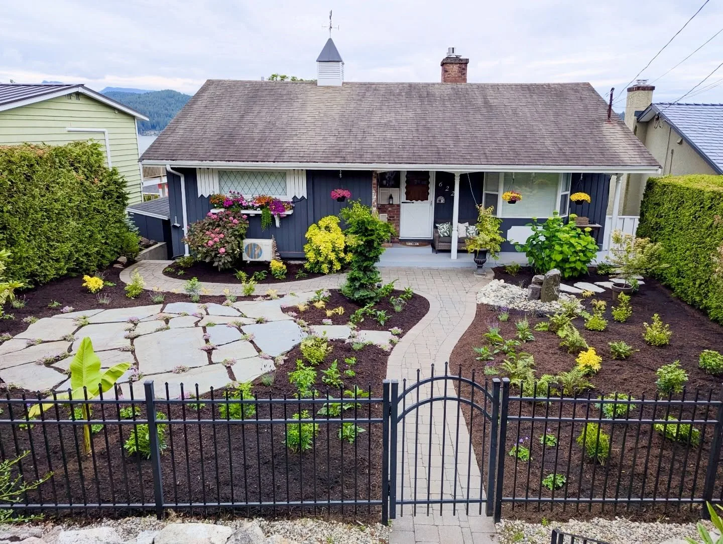 Last season&rsquo;s redesign: a low-maintenance, drought-resilient sanctuary. We swapped high-effort upkeep for a space that stays beautiful with way less work.

Swipe to see the transformation! ➡️📸

#HumanNatureLandscapes #LowMaintenance #Landscape