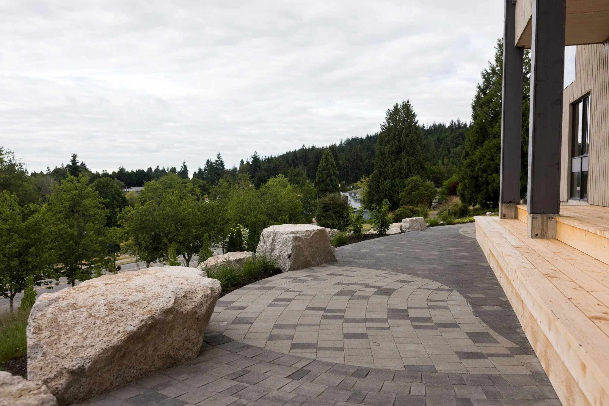 human-nature-landscapes-gibsons-bc-visitor-centre-landscaping-3.jpg