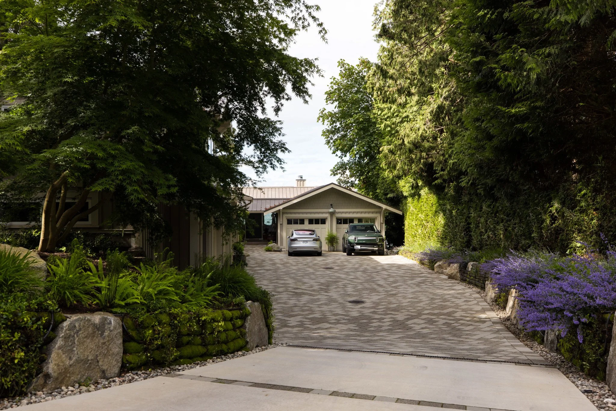 human-nature-landscapes-landscape-overhaul-pool-build-sunshine-coast-bc-02.jpg