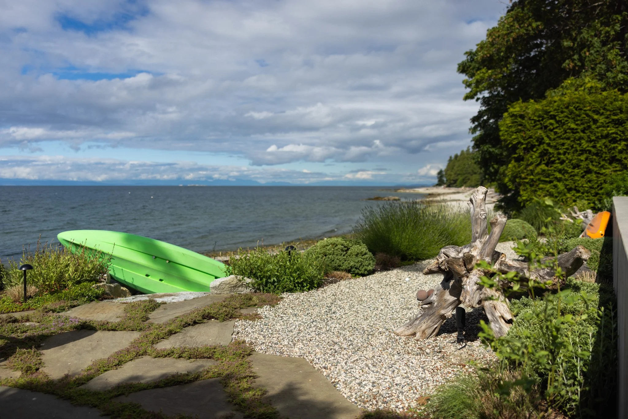 human-nature-landscapes-landscape-overhaul-pool-build-sunshine-coast-bc-03.jpg