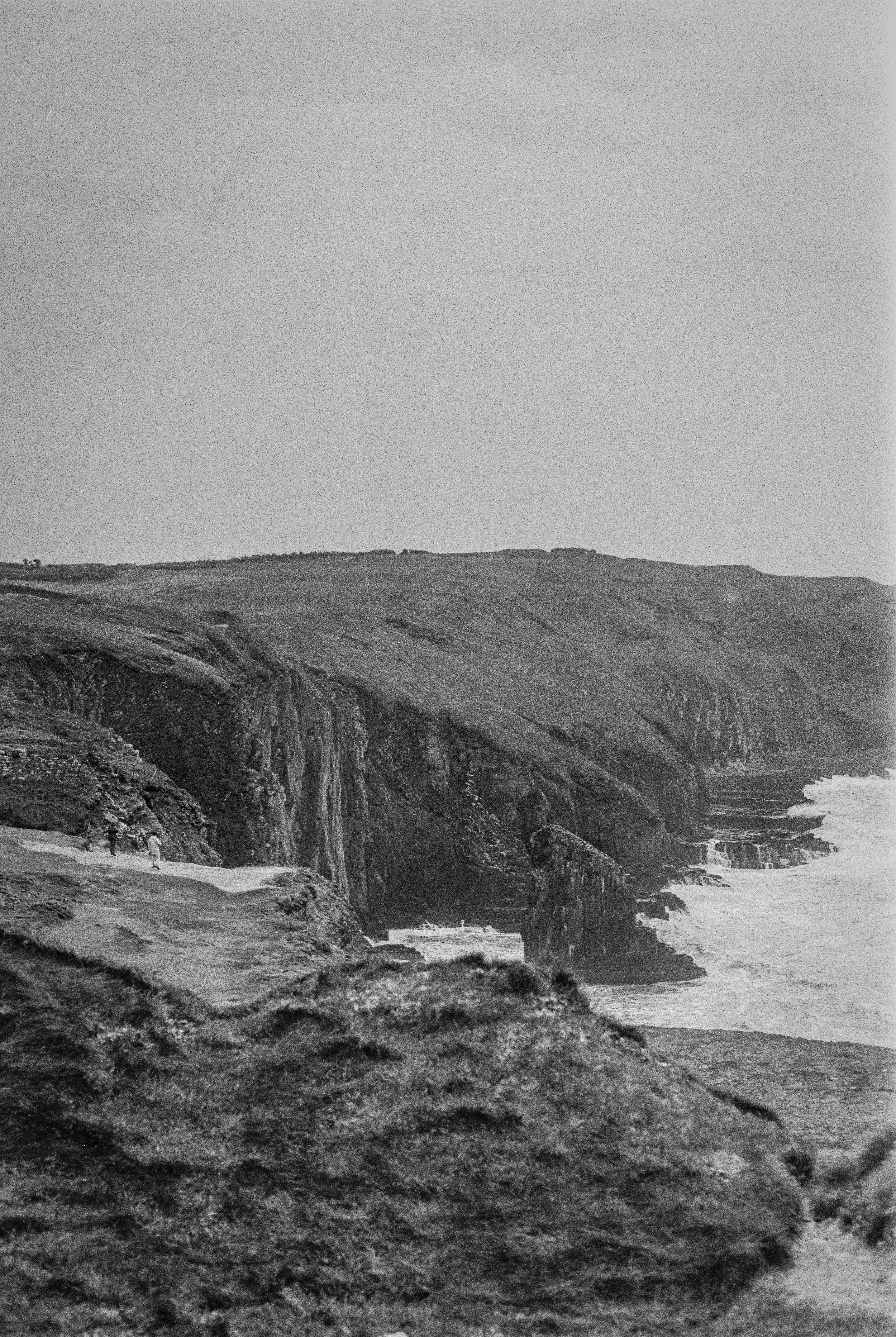 R1-00915-0016.jpg