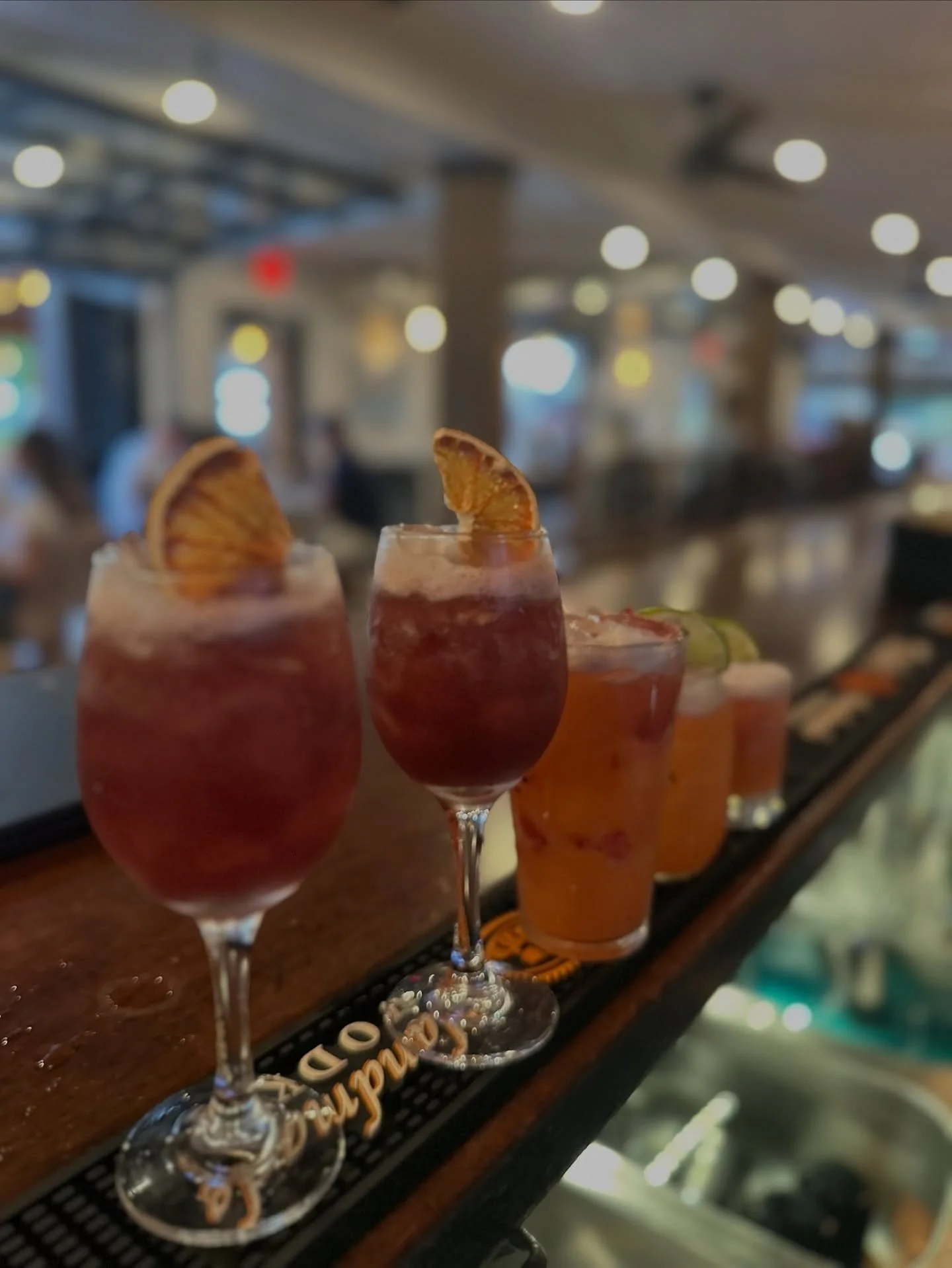 Join us from 4:30 - 6pm for Happy Hour (Buy One Get One - all beer, cocktails and wine) 🍸 
Because there&rsquo;s always something to celebrate!
#Cheers #HappyHourEveryHour #thehuddlebolton #boltonlandingny

Visit our website for more information abo
