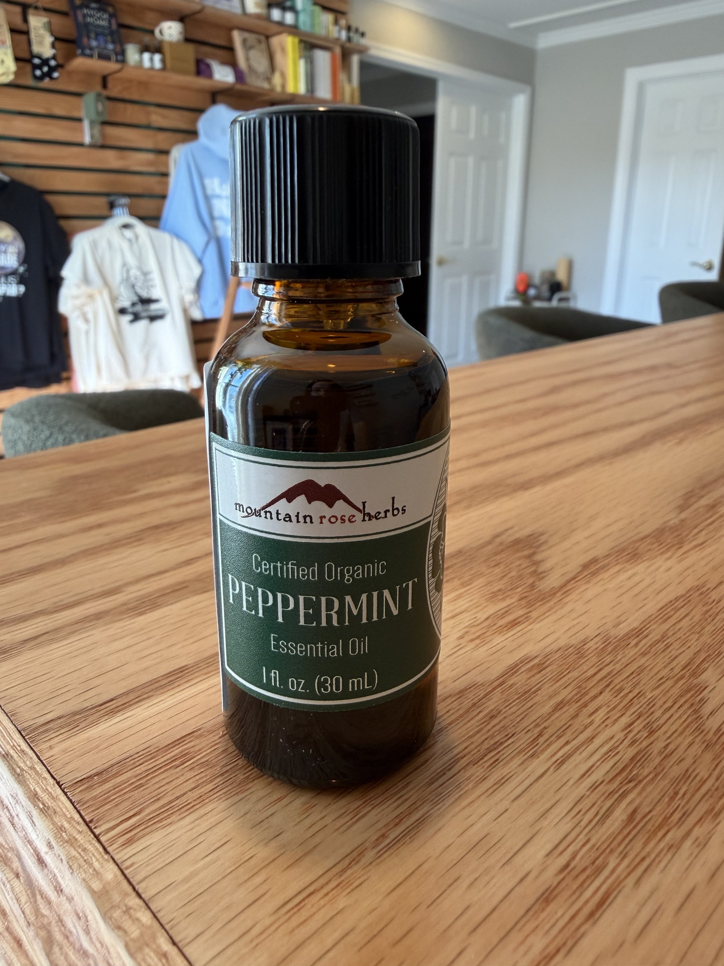 peppermint essential oil 1.jpg