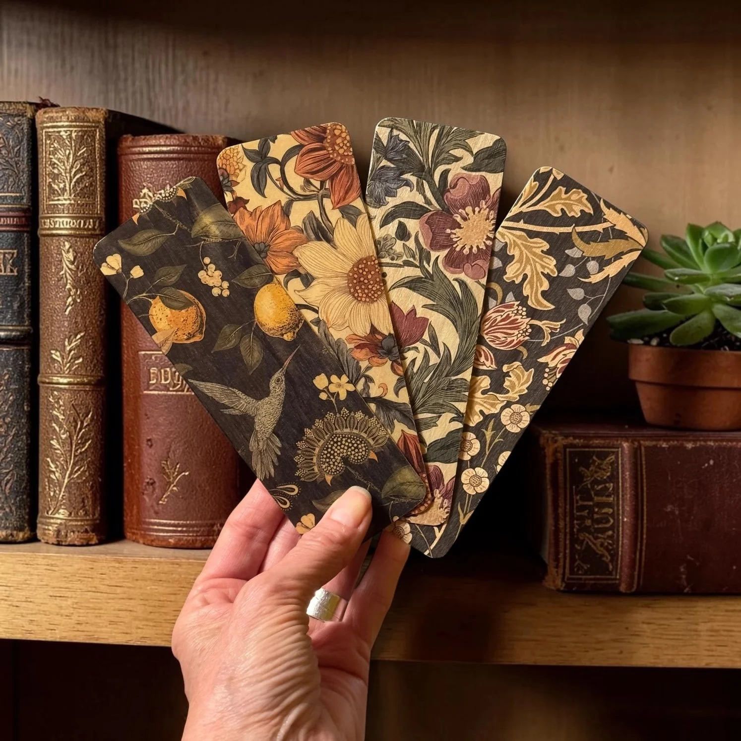 floral bookmark 2.jpeg