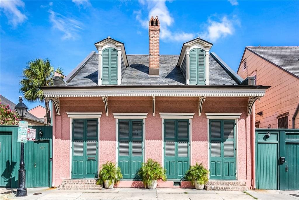 La Vie New Orleans Private Tours  - French Quarter