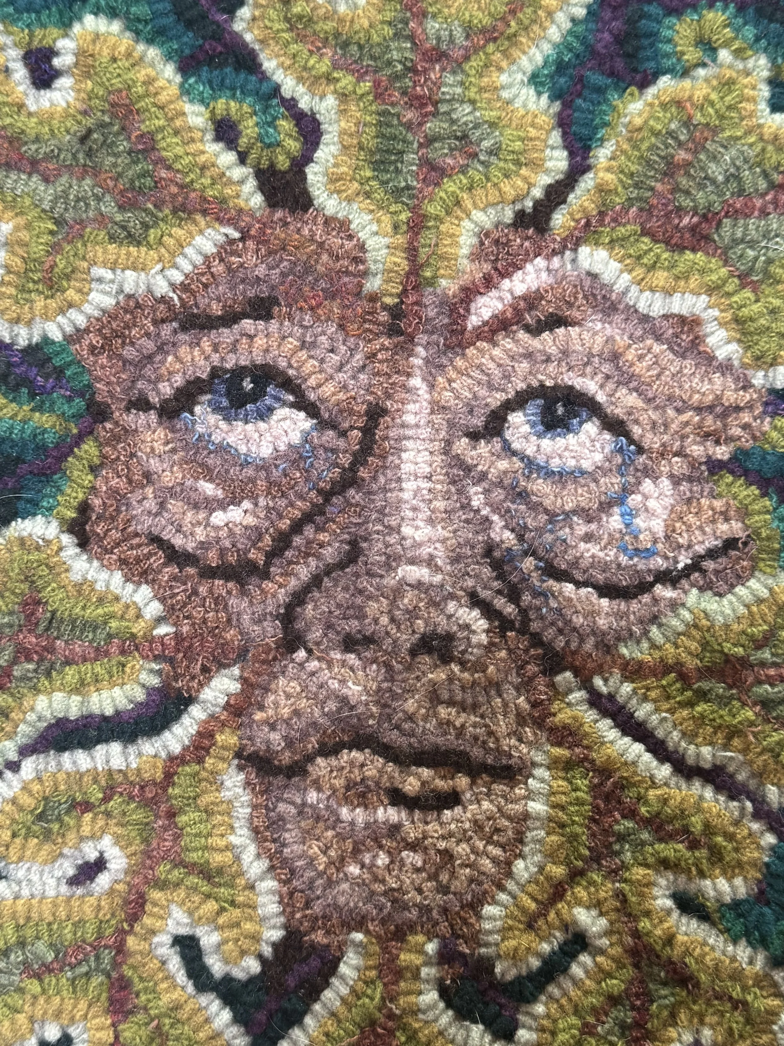 Detail of eyes
Threads used for tears