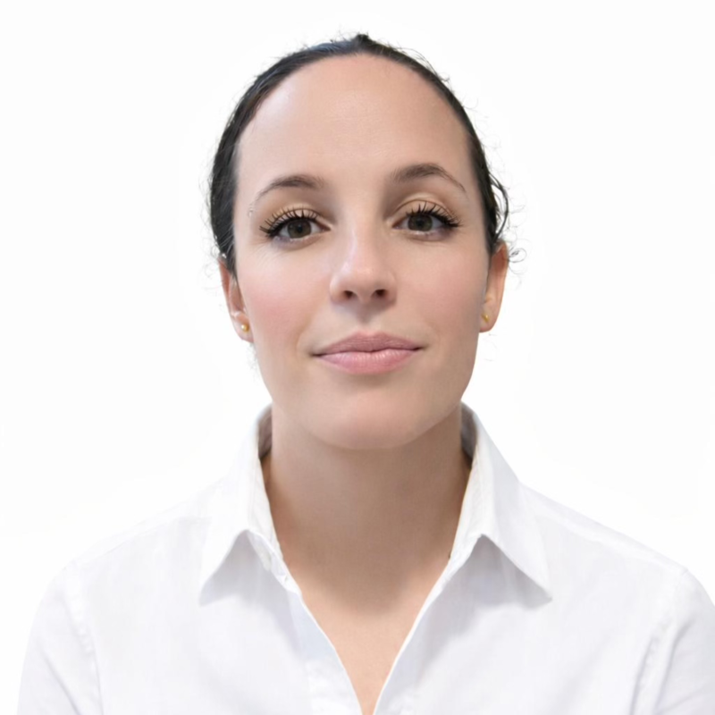 Cristina García, Consejera CRE de Toronto