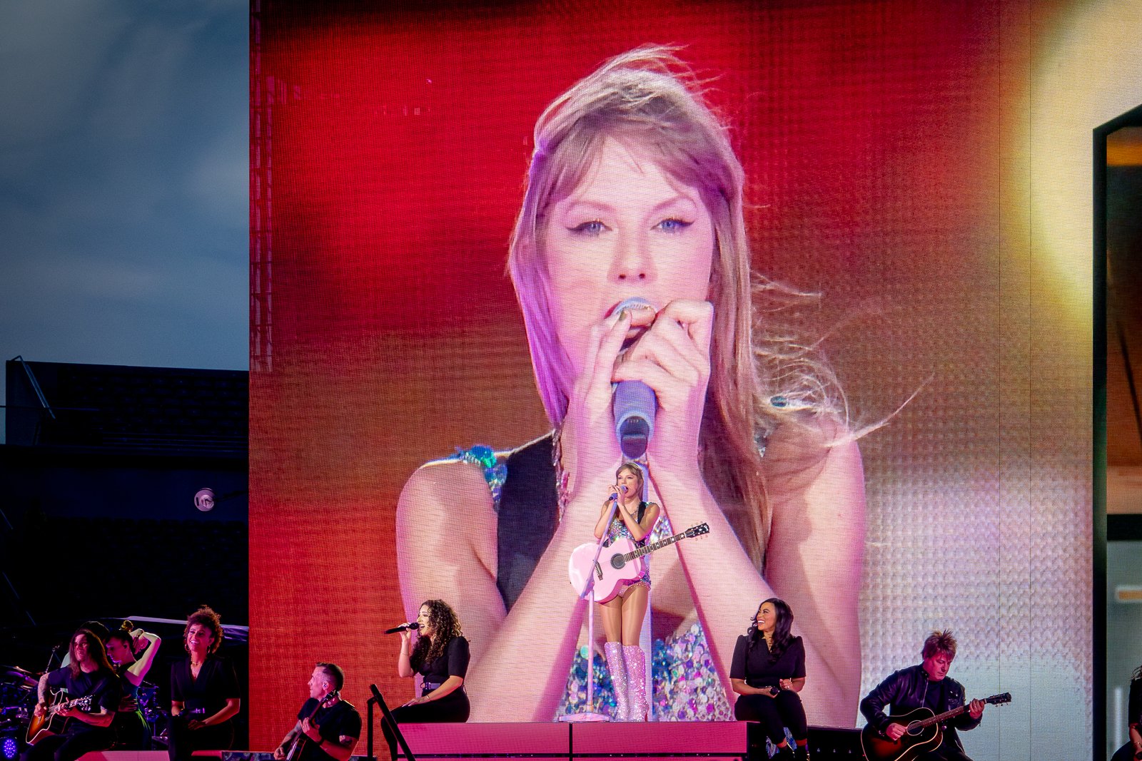 Taylor Swift Eras Tour 5.12.2023-300319-Enhanced-NR.jpg