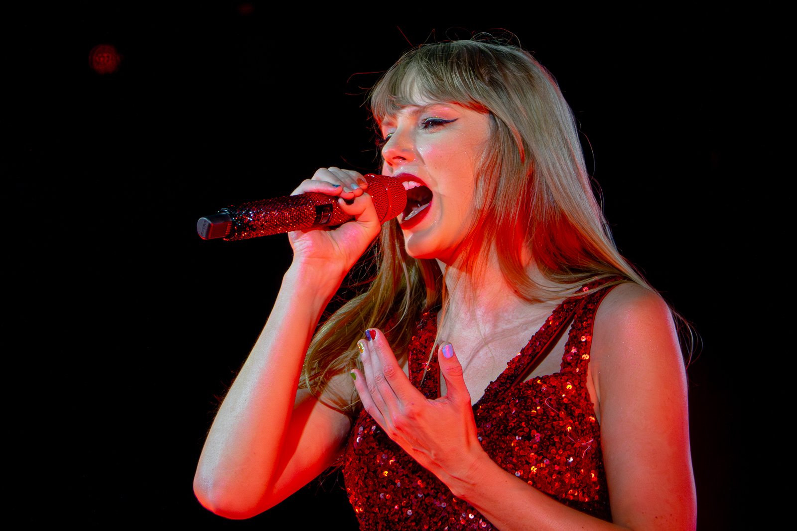 Taylor Swift Eras Tour 5.12.2023-301286-Enhanced-NR.jpg