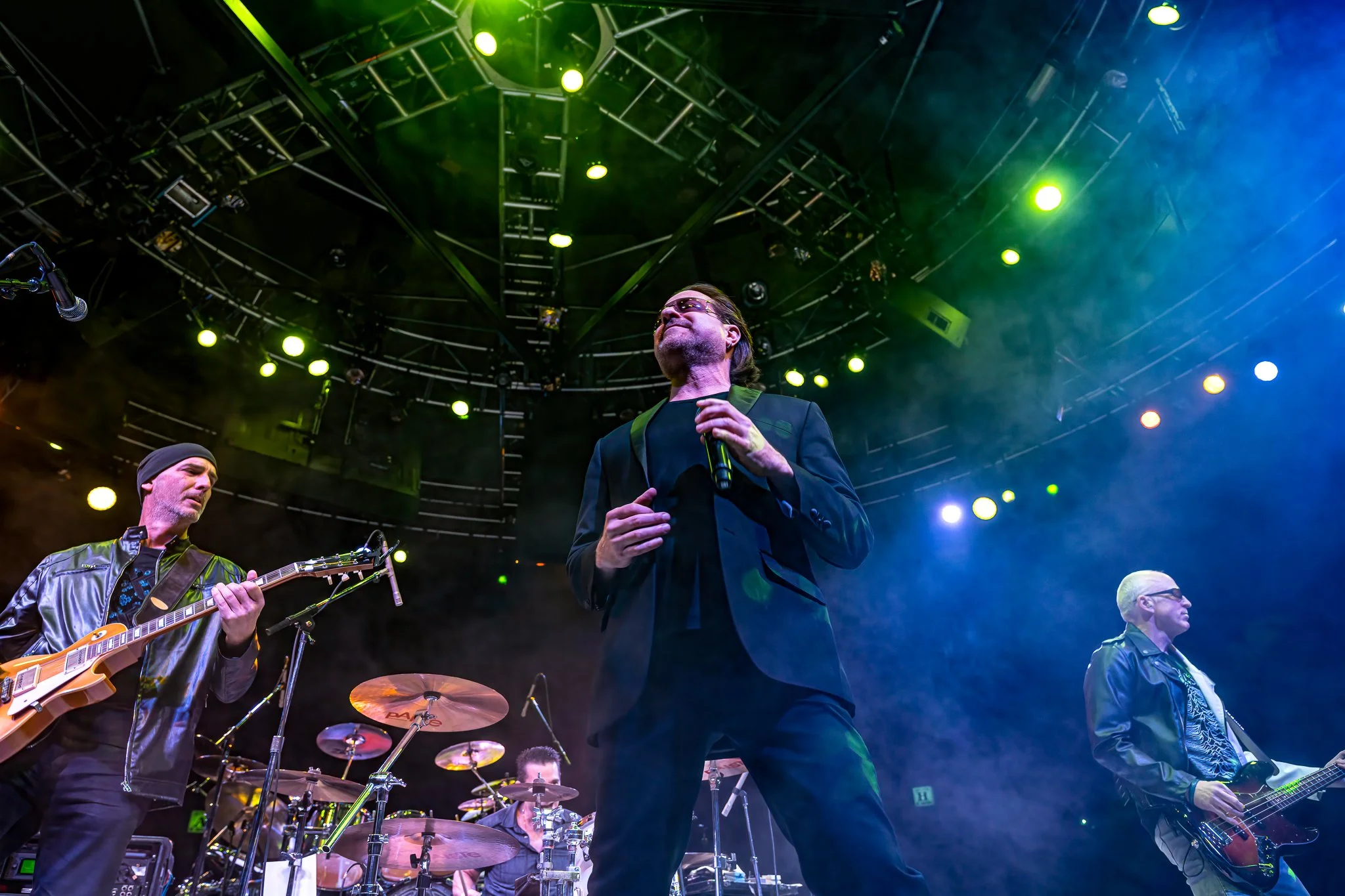 Unforgettable Fire  Westbury 11.27.2021-9148-Edit.jpg