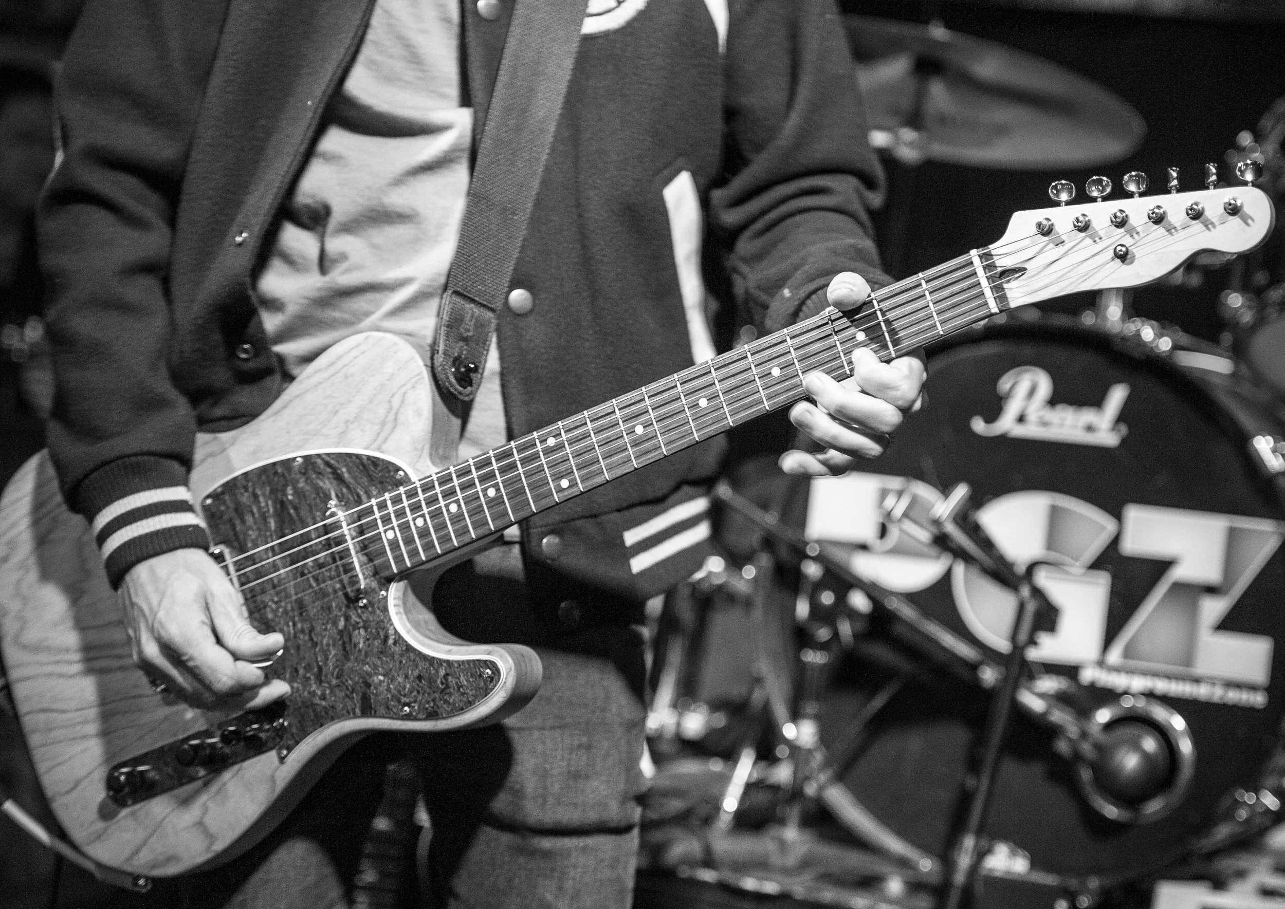The Fender Mustang Bass: Perfect Low-End for Quick Studio Sessions