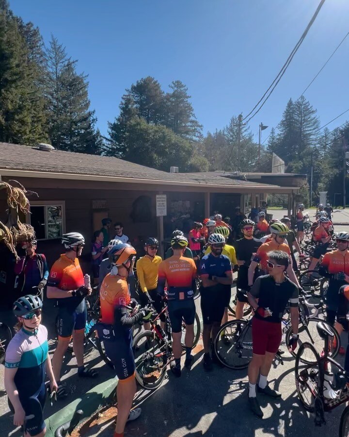 Huge B &amp; C rides on Skyline today. Everyone showed up for @jamesbiddle first ride leading. 💯😎
