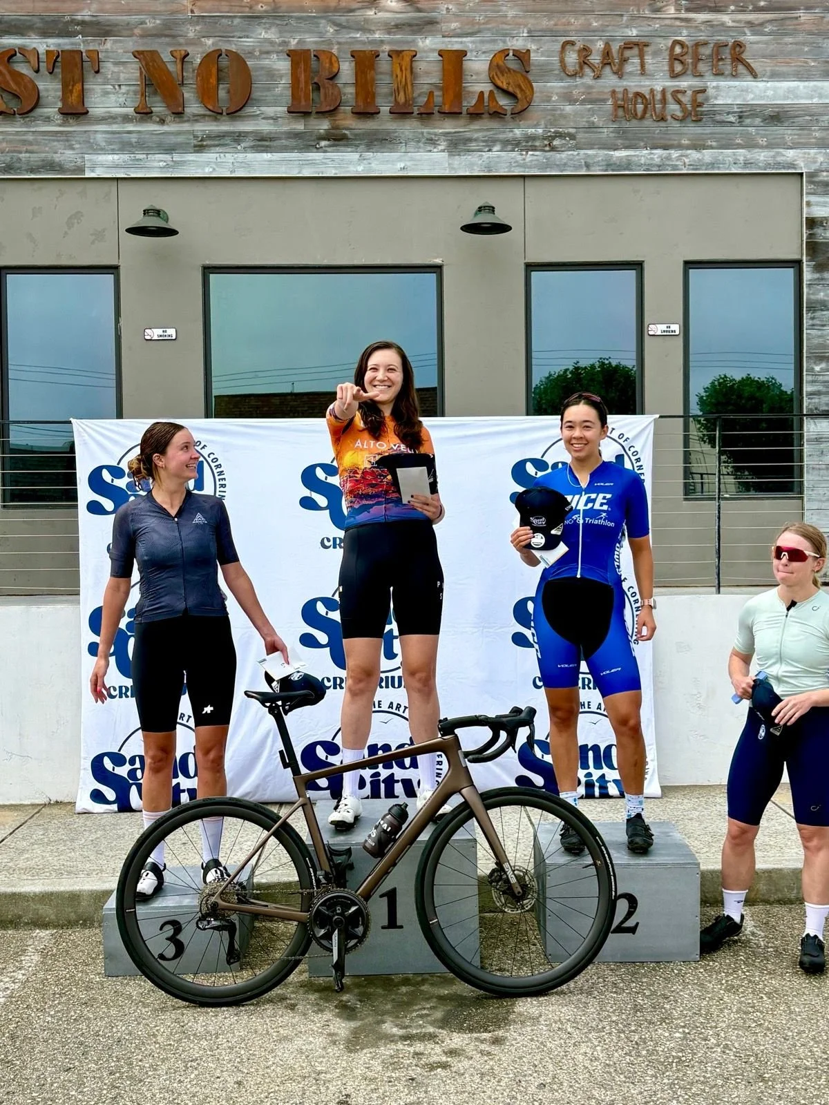 Race Report: 2026 Sand City Criterium - Women’s 4/N