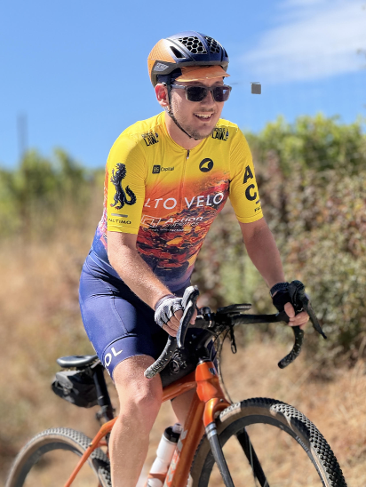 Jonathan Lewis in AVCX kit