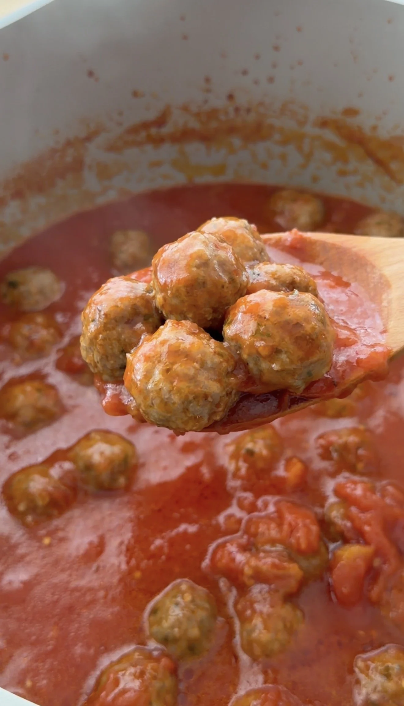 Easy beef meatballs in sauce