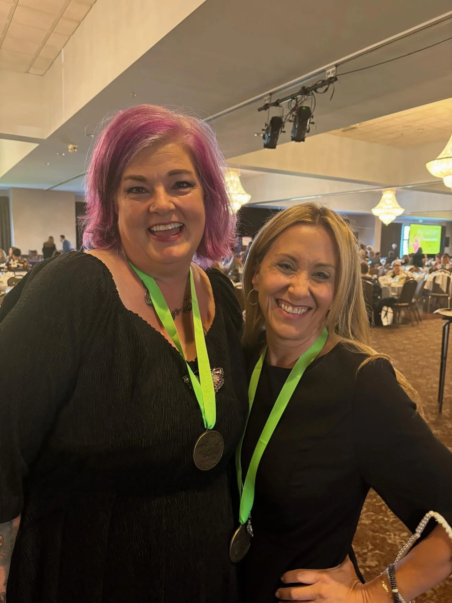 Back at the Northwest Indiana Influential Women Association awards banquet this year!!! Feels so good to honor Rhea, Jayde (who WON 🏆 congratulations!!!), and all the other incredible women who were recognized. We are so grateful to be a part of thi