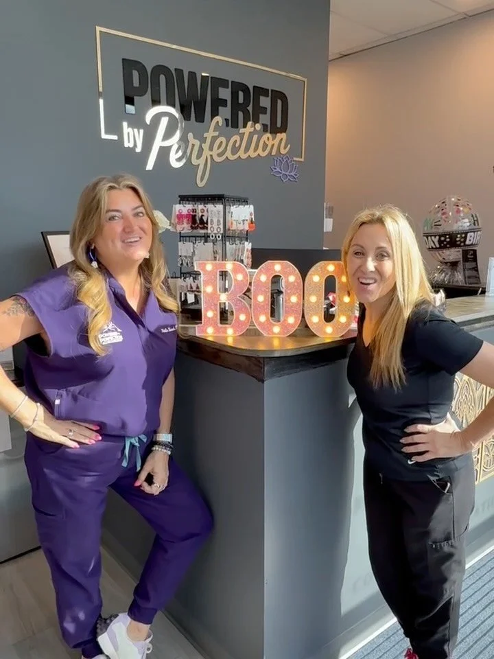 Just a few days until Halloween π come grab some festive swag while you can!!! π»
#halloween #halloweenearrings #halloweendecor #medicalspa #perfectionmedispa