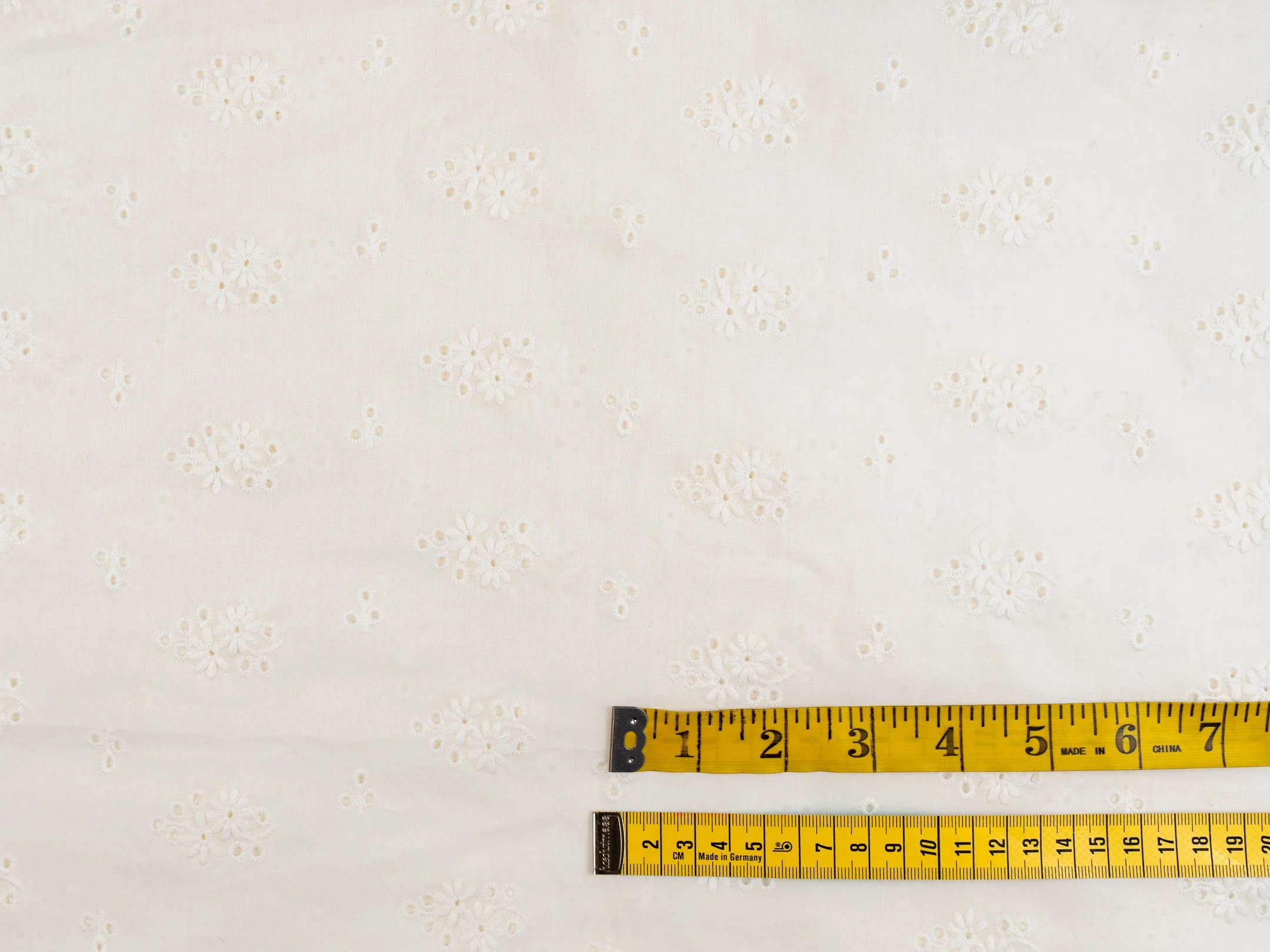 Fabrics and spools day #2-7.jpg