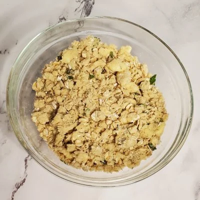 oat streusel crumb topping in a bowl
