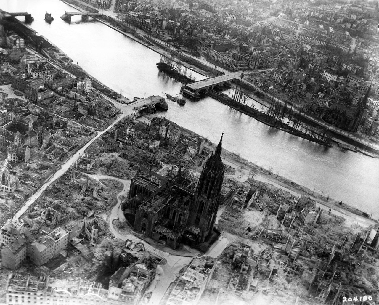 More of the hell that was a German city after the allies bombed Frankfort.