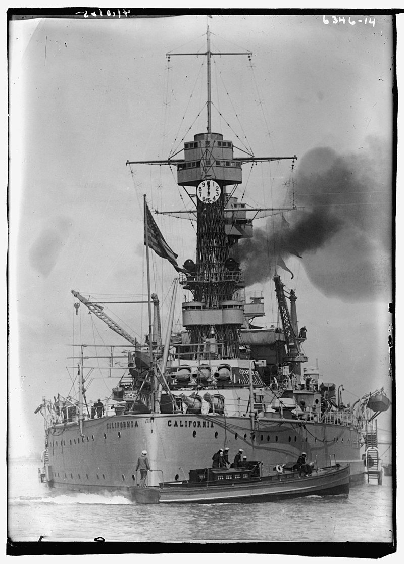 A beautiful photo of the stern. Notice the lattice or "bird cage" mast. This would be replaced with a standard tripod mast after Pearl Harbor.