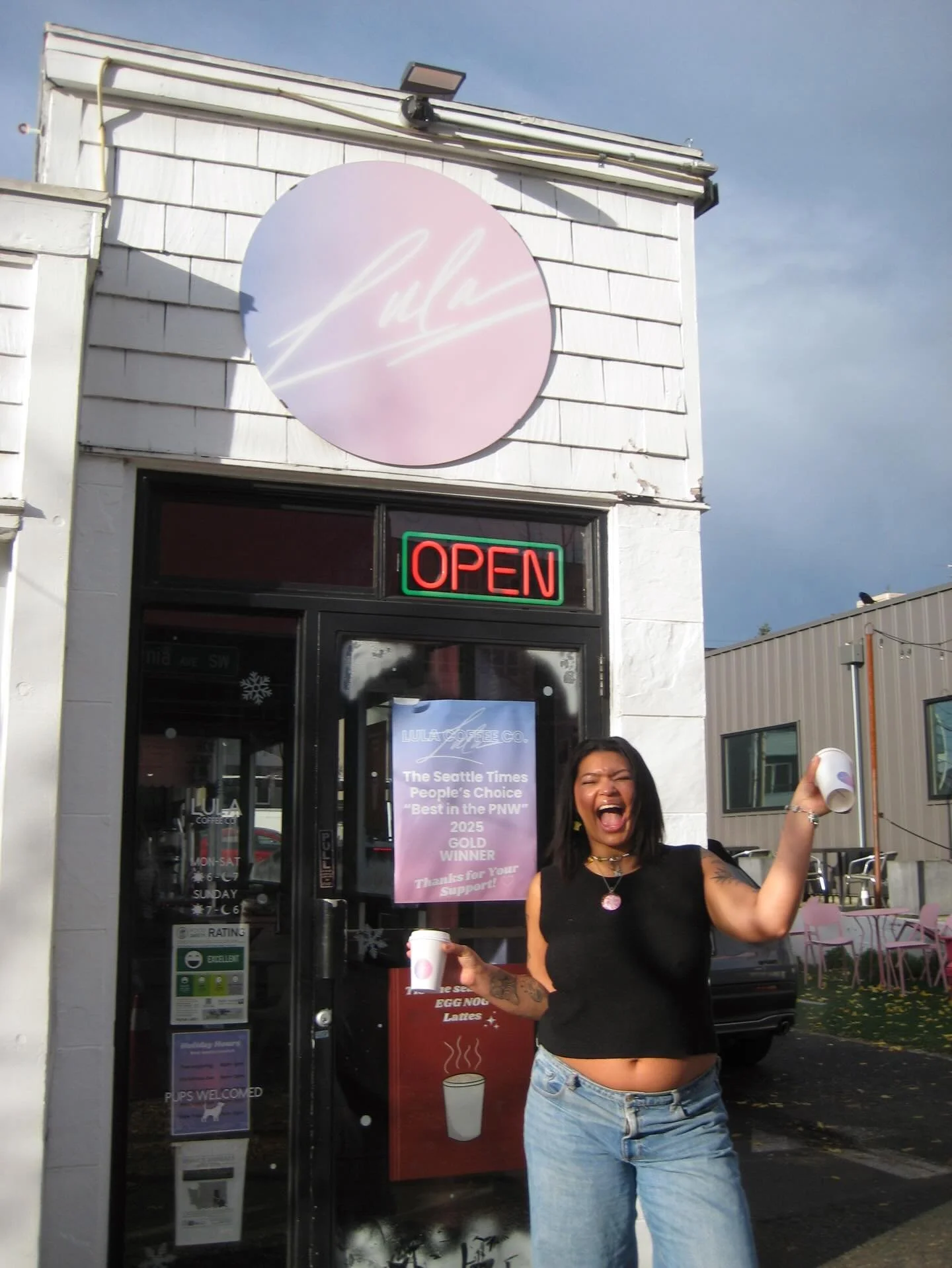 happy small business saturday!!🤗😝 

come show some love to ws, sodo, or kent!!😚💞