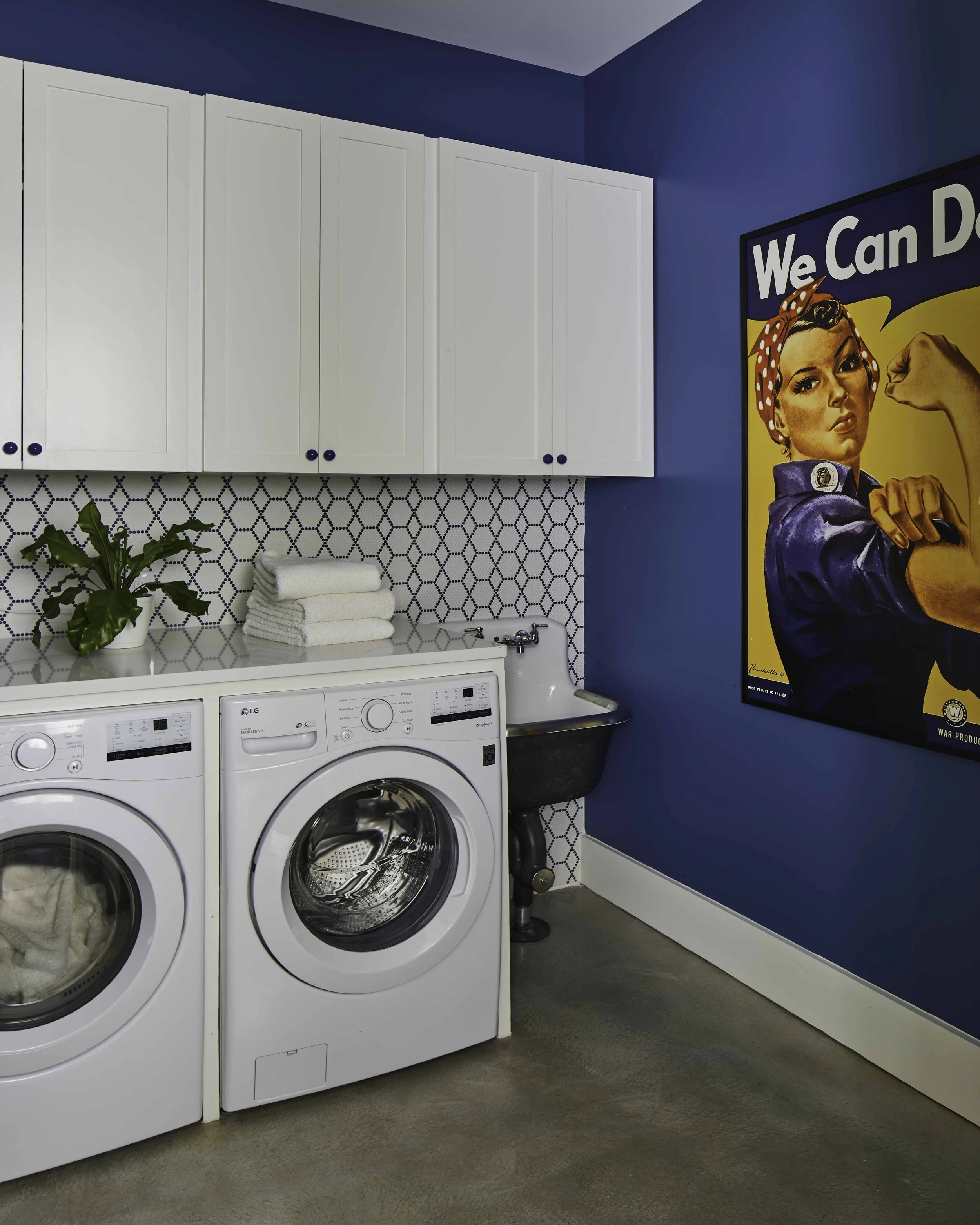 Modern on Misty14891F.jpg