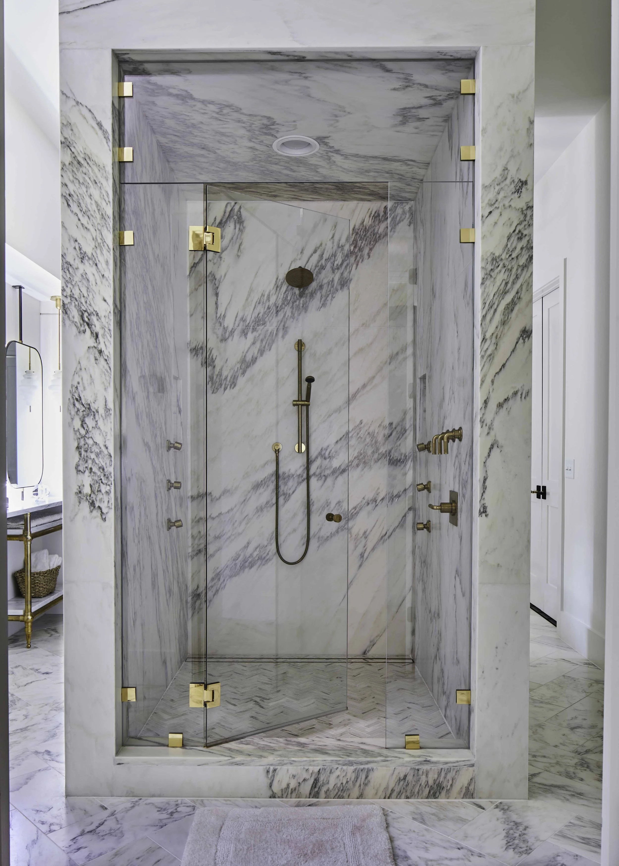 Modern on Misty14846F.jpg