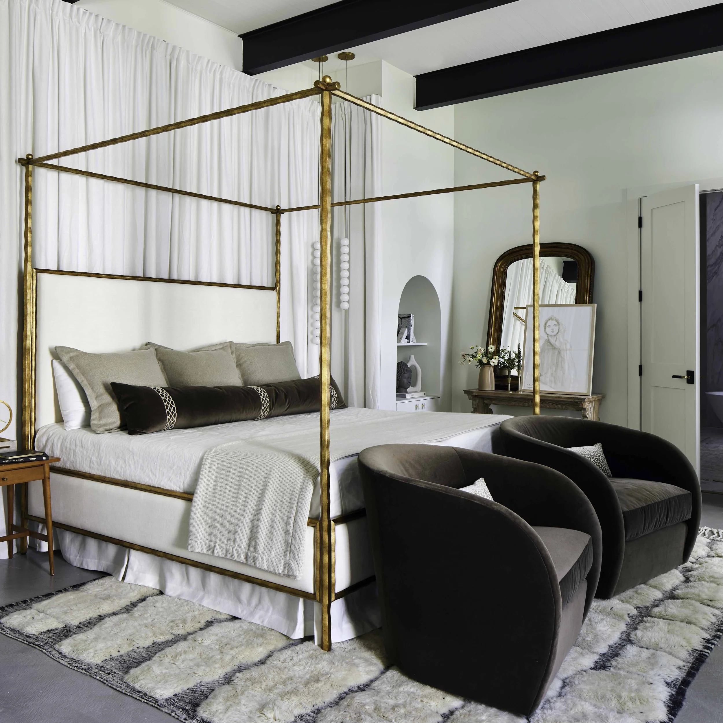 Modern on Misty14558.jpg