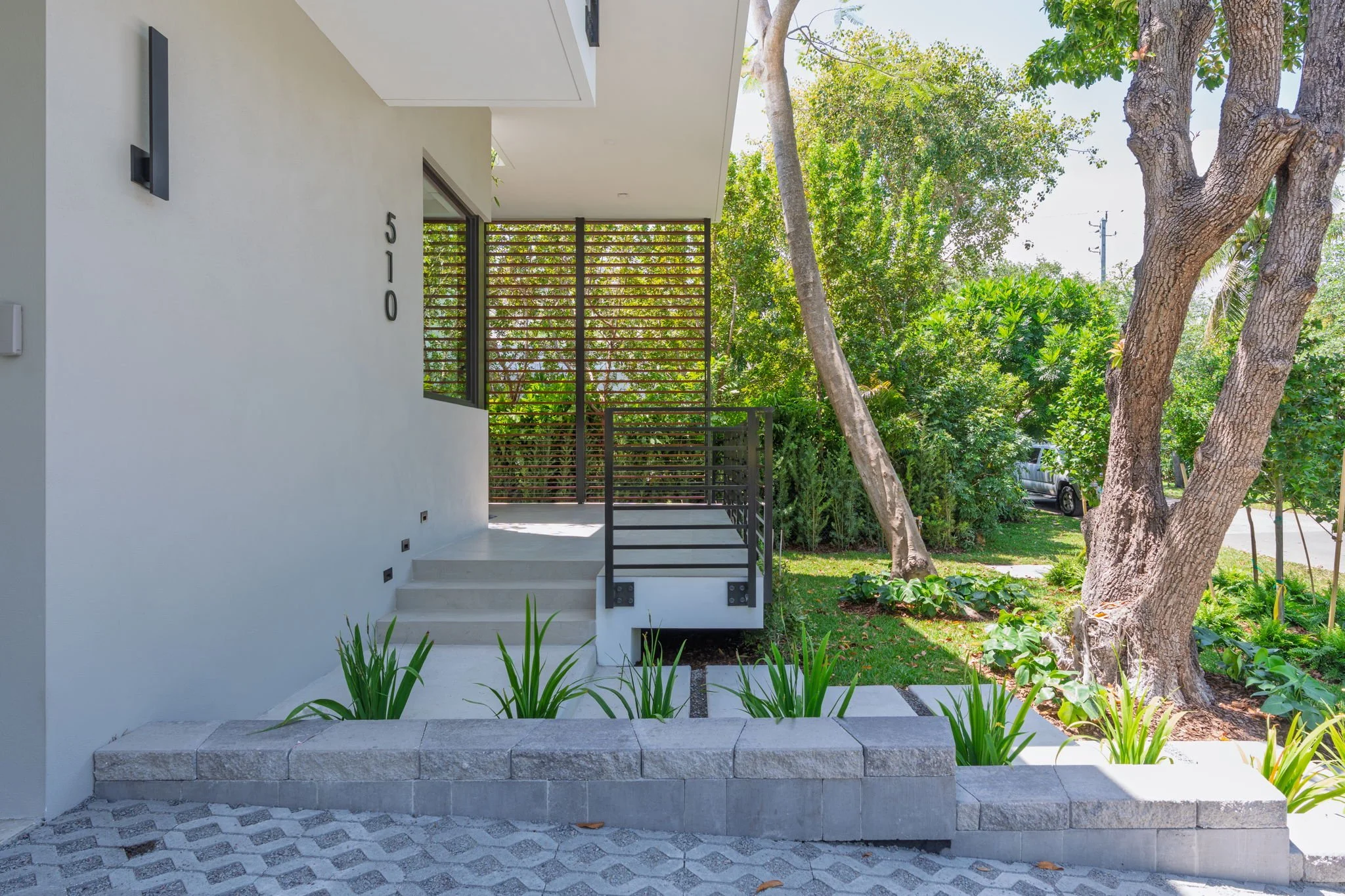 3-web-or-mls-510 NE 52nd St_DSC3669.jpg