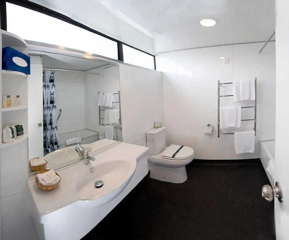 Superior en-suite bathroom